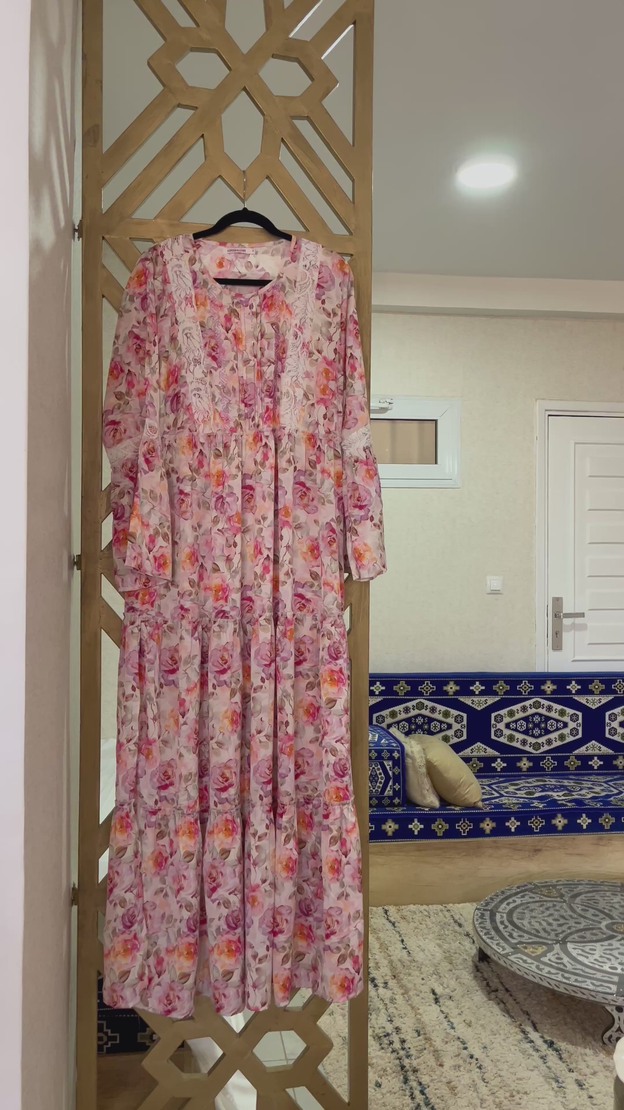 Robe légère motifs fleurs
