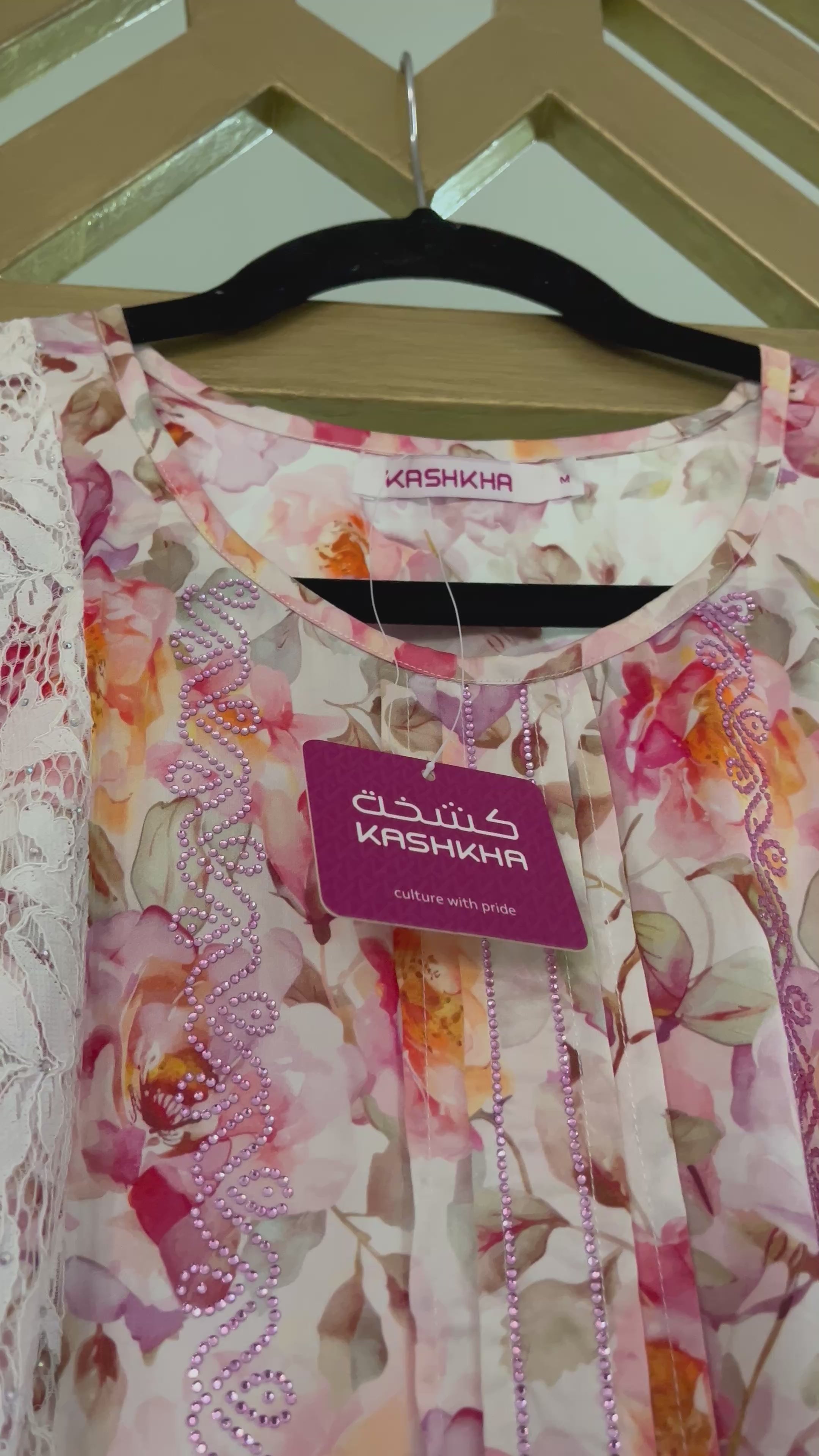 Robe légére motifs fleurs